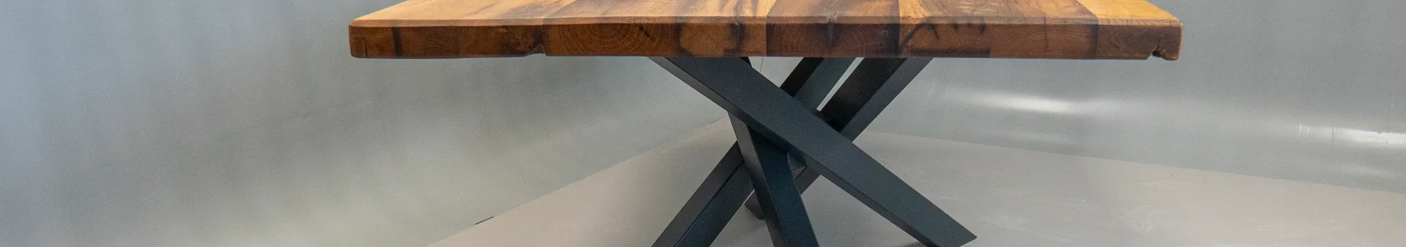 Esstisch aus natürlich geräucherter Eiche – Bild 5
